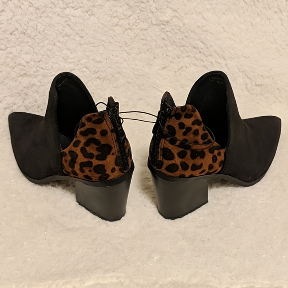 Pointed Black & Animal Print Booties - Picture 2 of 5